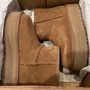 Ugg Classic Mini Platform - Chestnut - size 8